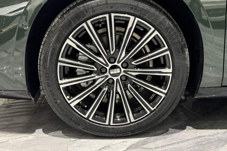 Used  Galaxy 8 2025 130km EM-i Flagship Edition
