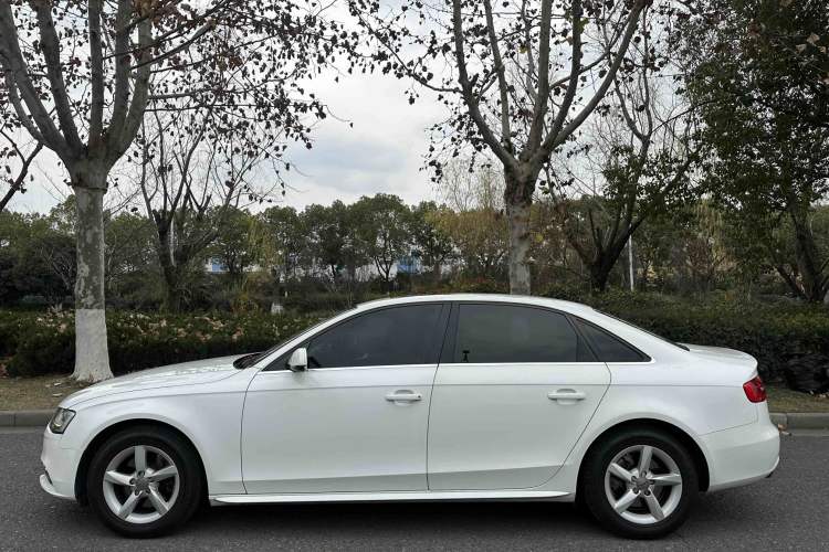 Used Audi A4L 2015 35 TFSI Automatic Standard Model
