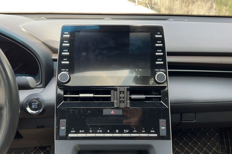 Used Toyota Avalon 2019 2.0L Luxury Edition China VI Standard
