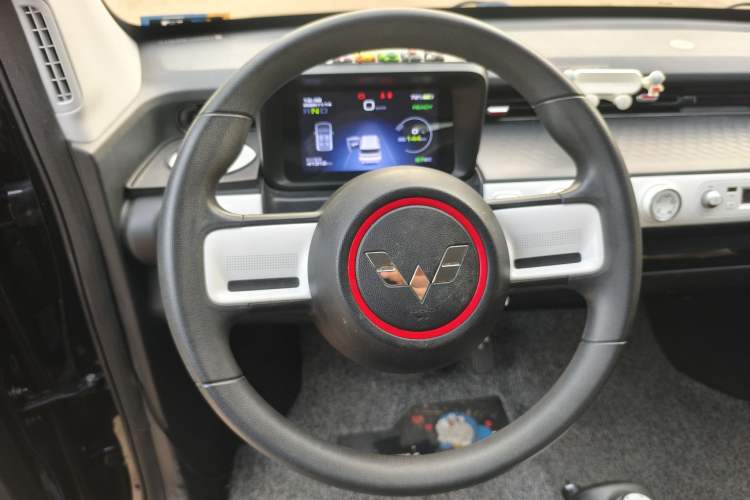 Used Wuling Hongguang MINIEV 2022 GAMEBOY 200km Gaming Edition with Lithium Iron Phosphate
