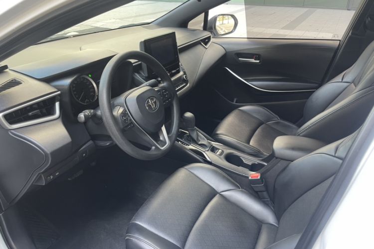 Used Toyota Levin 2022 Dual-Motor 1.8H E-CVT Leading Edition
