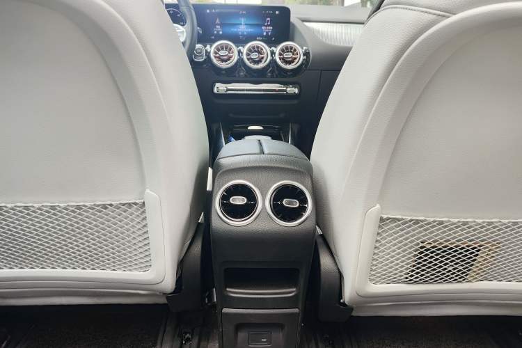 Used Mercedes-Benz EQA 2022 EQA 300 4MATIC Launch Edition
