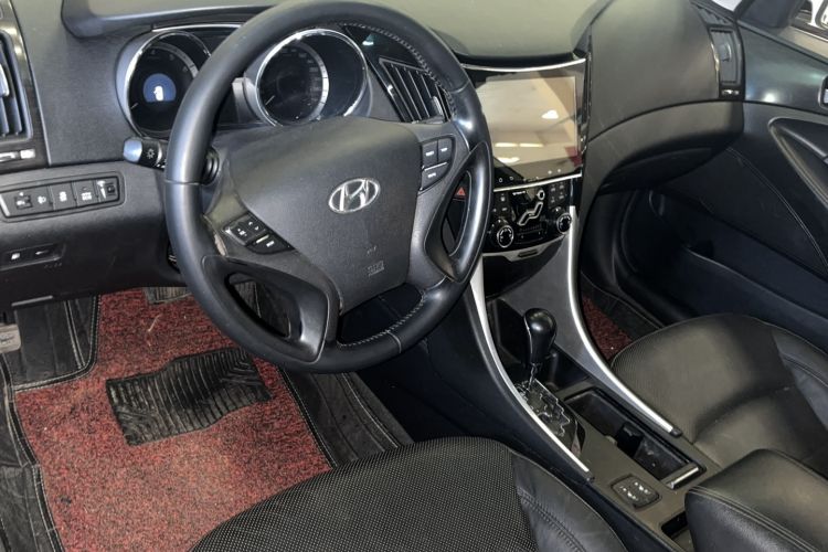 Used Hyundai Sonata 2013 2.4L Automatic Leading Edition China IV Standard

