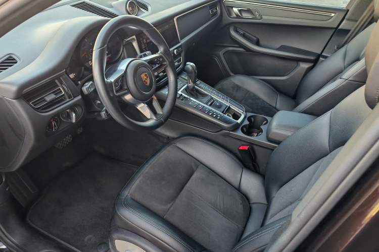 Used Porsche Macan 2021 Macan 2.0T
