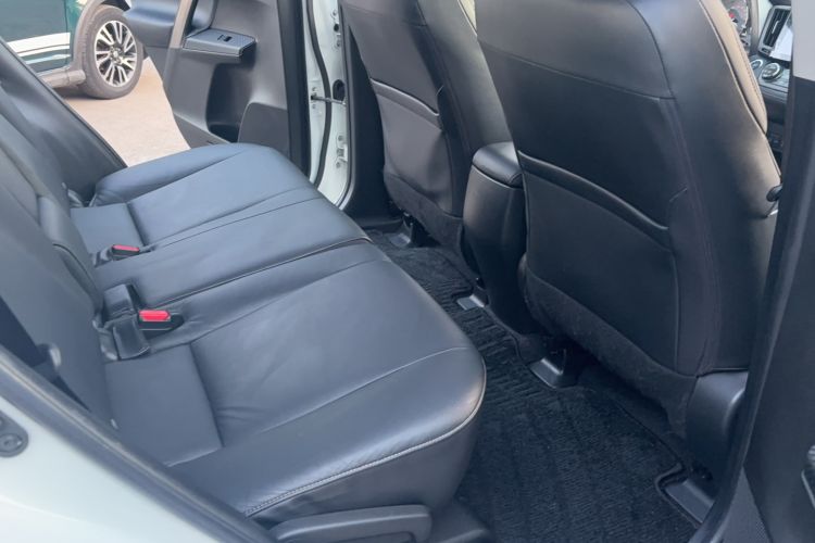 Used Toyota RAV4 2013 2.0L CVT Four-Wheel Drive New Edition
