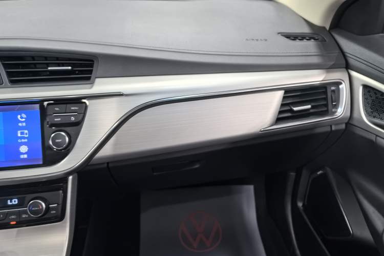 Used Geely Auto Emgrand GL 2017 1.8L DCT Elite Model
