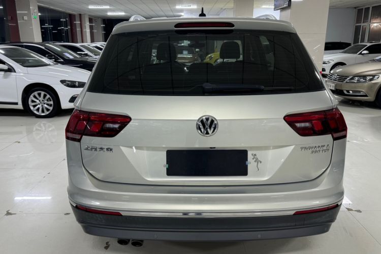 Used Volkswagen Tiguan L 2017 330TSI Automatic Two-Wheel Drive Luxury Edition