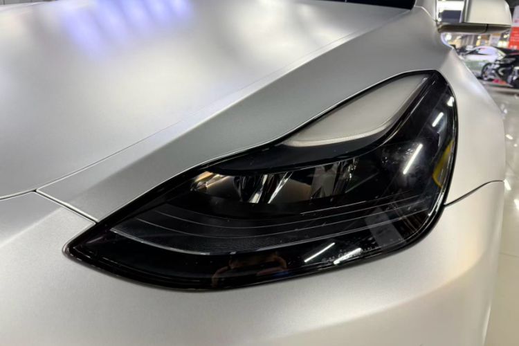 Used Tesla Model Y 2023 Rear-Wheel-Drive Version
