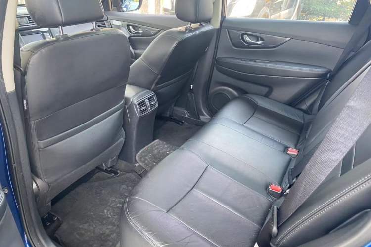 Used Nissan X-Trail 2017 2.0L CVT Comfort Edition 2WD
