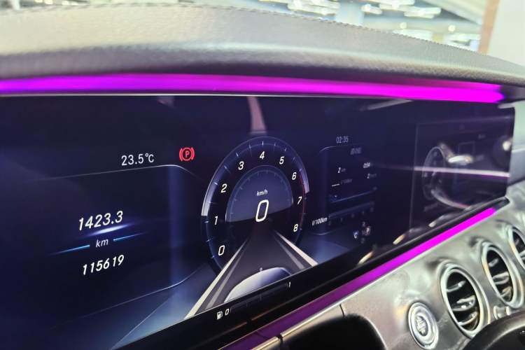 Used Mercedes-Benz E-Class 2016 E 200 L Sport Edition
