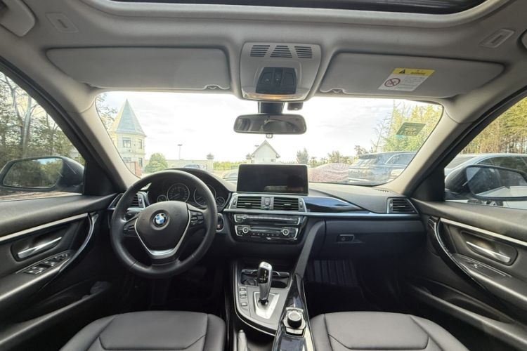 Used BMW 3 Series 2017 320Li Fashion Model
