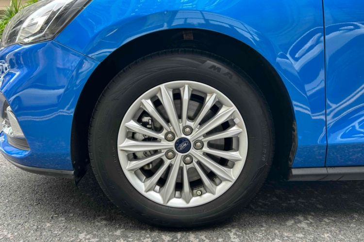 Used Ford Focus 2021 Sedan EcoBoost 180 Automatic Trendy Model