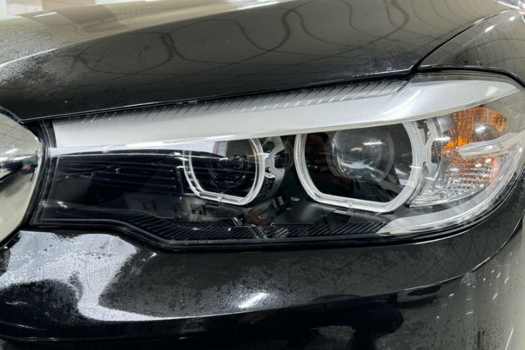 Used BMW 5 Series 2019 Facelifted 525Li Luxury Package
