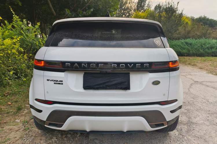 Used Land Rover Range Rover Evoque 2020 249 PS R-DYNAMIC SE Sport Technology Edition
