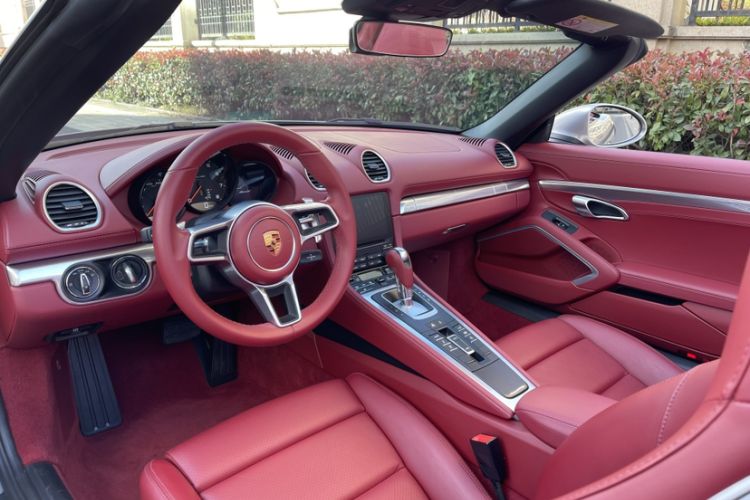 Used Porsche 718 2022 Boxster 2.0T
