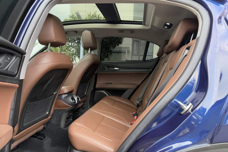 Used Alfa Romeo Stelvio 2017 2.0T 200HP Luxury Edition
