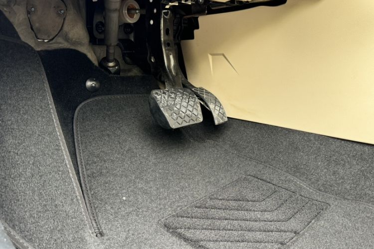 Used Skoda Fabia 2014 1.4L Automatic Crystal Edition
