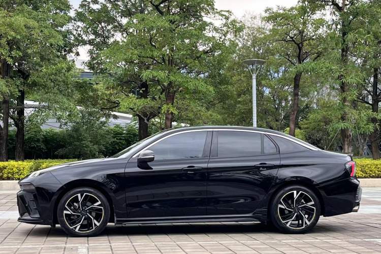 Used Lynk & Co 03 2023 2.0TD DCT JingPro
