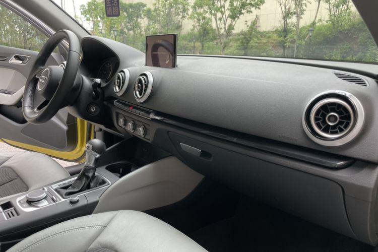 Used Audi A3 2017 Sportback 35 TFSI Fashion Model
