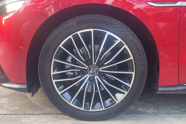 Used BYD Han 2020 EV Long-Range Luxury Model
