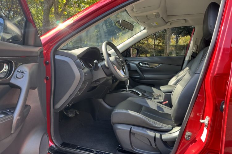 Used Nissan X-Trail 2017 2.0L CVT 7-Seater Comfort Edition 2WD
