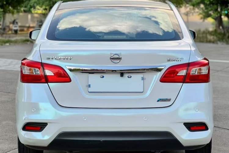Used Nissan Sylphy 2019 1.6XV CVT Smart Connect Luxury Edition China VI Standard
