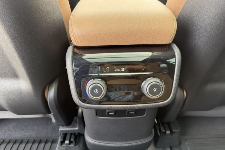 Used Nio ES8 2020 415 km Range 7-Seater Version
