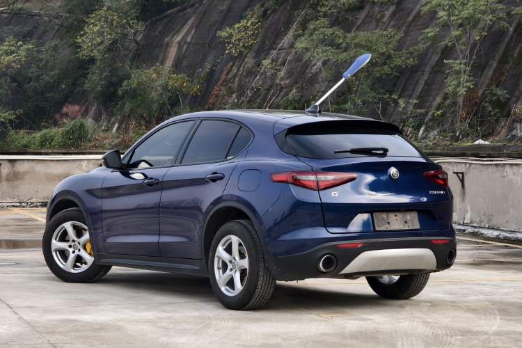 Used Alfa Romeo Stelvio 2017 2.0T 200HP Elite Edition
