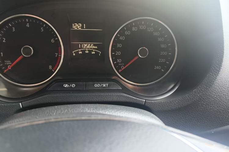 Used Volkswagen Polo 2016 1.6L Automatic Comfort Model
