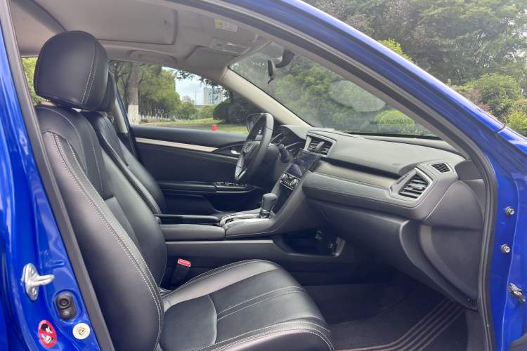 Used Honda Civic 2016 220TURBO CVT Luxury Edition