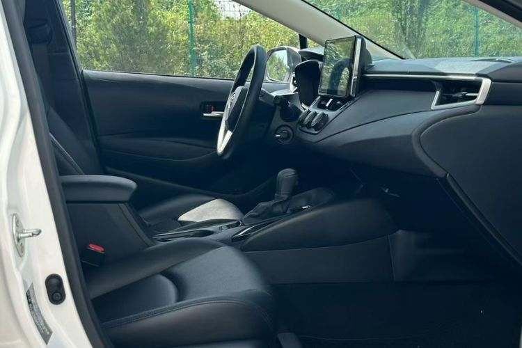 Used Toyota Corolla 2019 1.2T S-CVT GL Pioneer Edition
