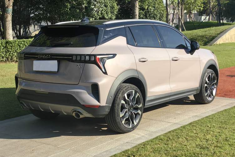 Used Lynk & Co 06 2021 1.5T Shero Pink Special Edition
