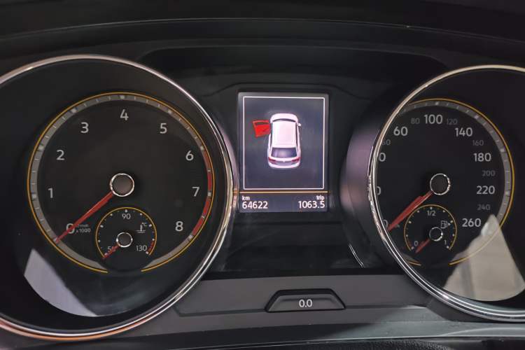 Used Volkswagen Tiguan L 2019 Revised 330TSI Automatic Two-Wheel Drive Smart & Luxury Edition China VI Standard
