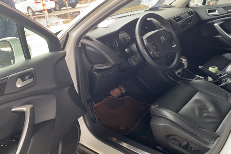 Used Citroen C5 2014 2.0L Automatic Luxury Edition
