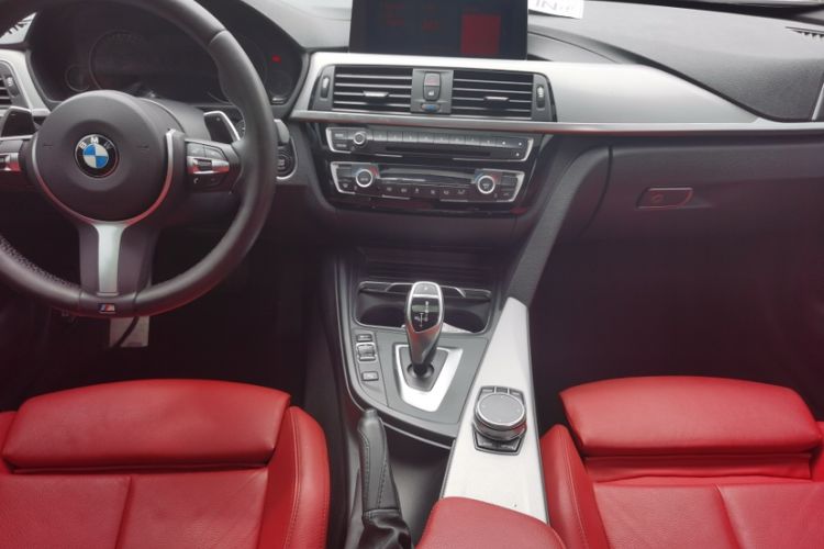 Used BMW 3 Series 2019 320i M Sport Night Edition
