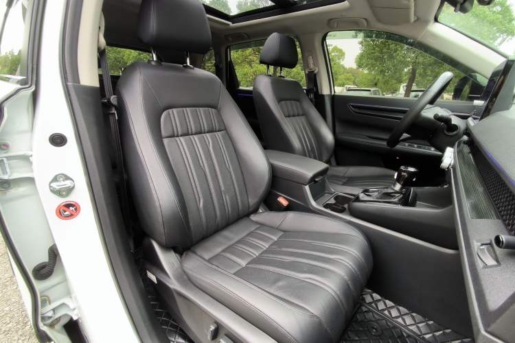 Used Honda Breeze 2023 240TURBO Two-Wheel-Drive Prestige Edition 5 Seats
