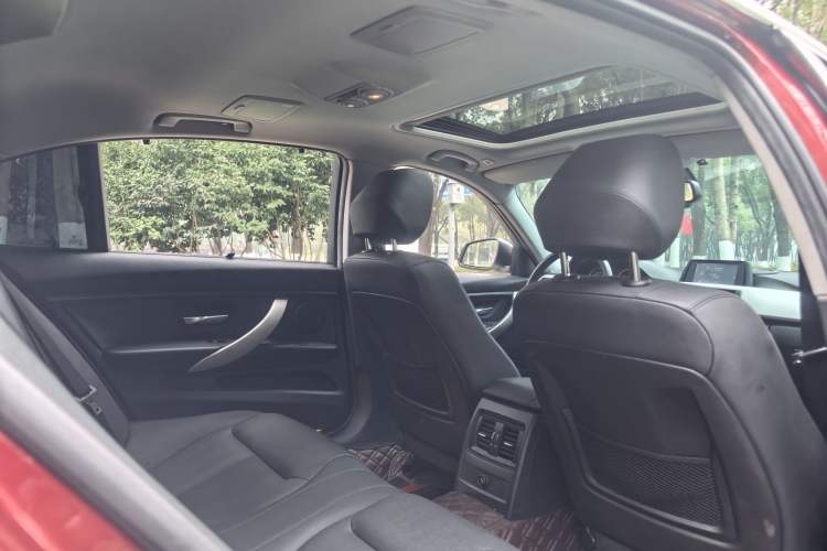 Used BMW 3 Series 2015 320Li Luxury Edition Fashion Model
