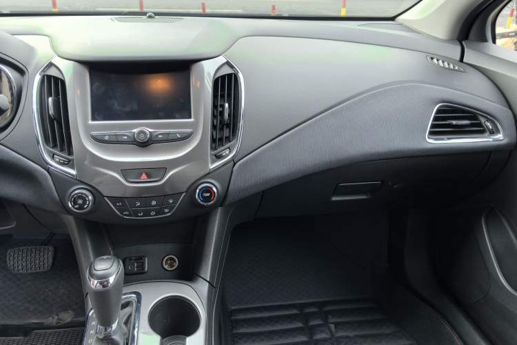 Used Chevrolet Cruze 2017 1.5L Automatic Xuanfeng Edition