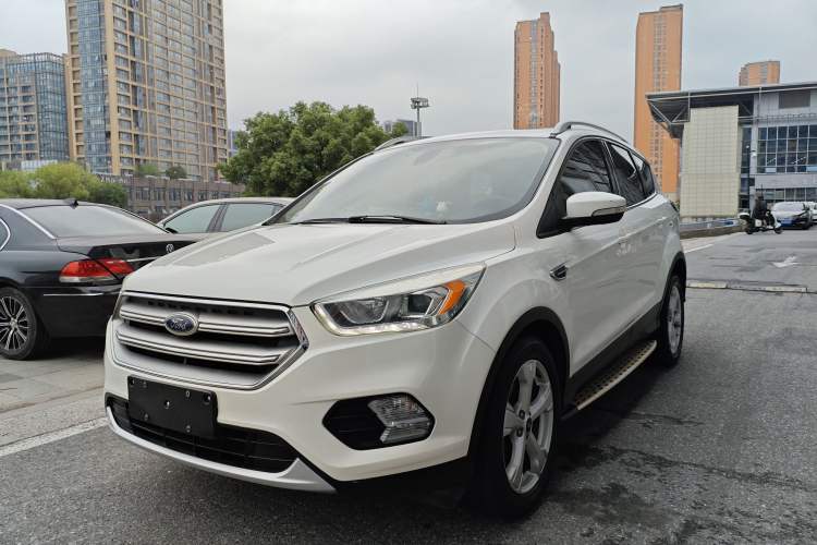 Used Ford Kuga 2017 EcoBoost 180 Two-Wheel-Drive Tiger Leap Model
