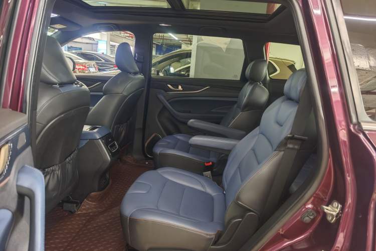 Used Oshan COS1 2018 1.5T Automatic Smart 7-Seater
