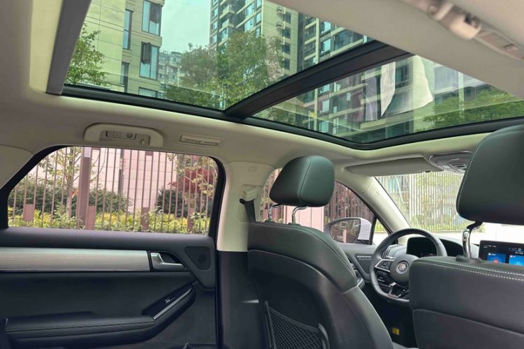 Used BYD Tang 2018 2.0T Automatic SmartConnect Prestige 7-Seater China V Standard
