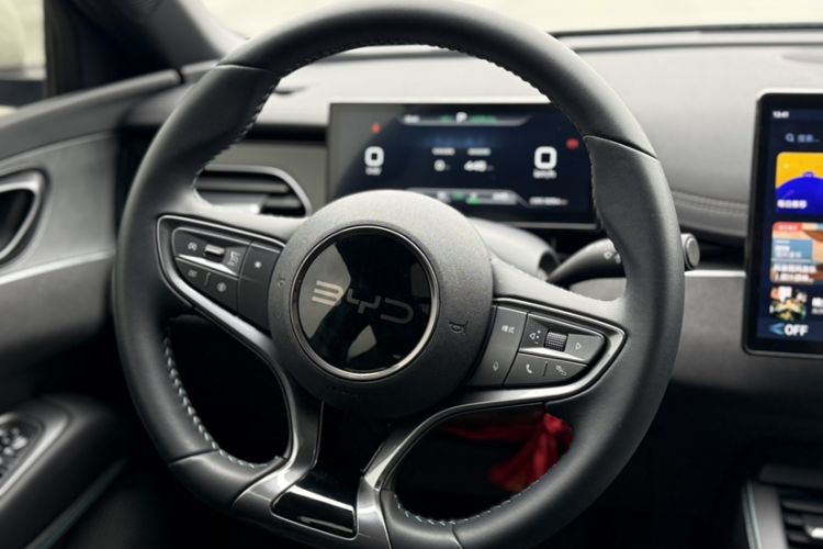 Used BYD Dolphin 2023 420 km Fashion Edition