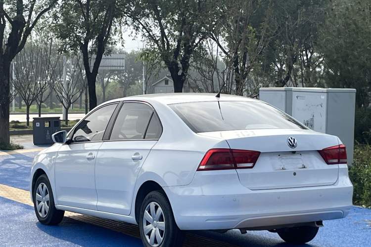 Used Volkswagen Santana 2013 1.4L Manual Fashion Edition