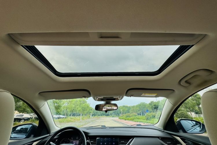 TDK.VehicleDetails.img