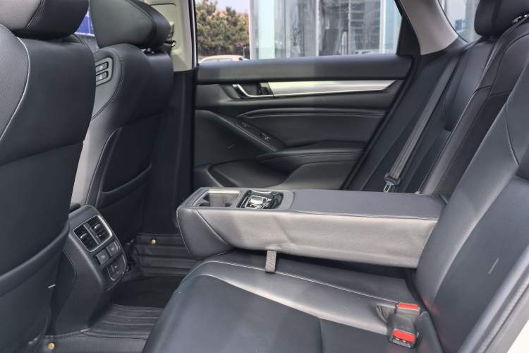 Used Honda Accord 2018 Rui Hybrid 2.0L Rui Zhi Version China V Emission Standard