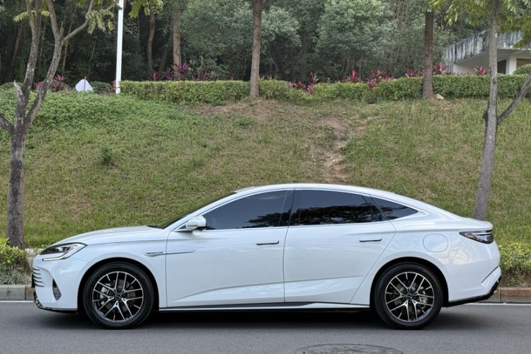 Used BYD Seal 2023 DM-i 1.5T 121km Prestige Model