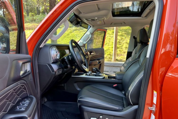 Used Tank 300 2021 City Edition 2.0T—Truly Stylish
