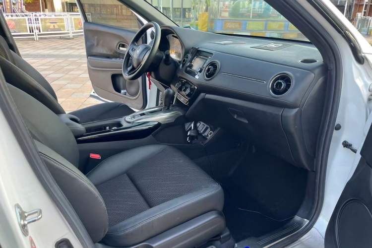 Used Honda XR-V 2017 1.8L EXi CVT Comfort Version