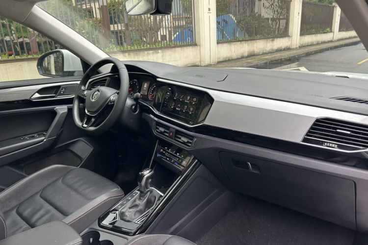 Used Volkswagen Tayron 2020 280TSI Two-Wheel Drive Luxury Connect Edition
