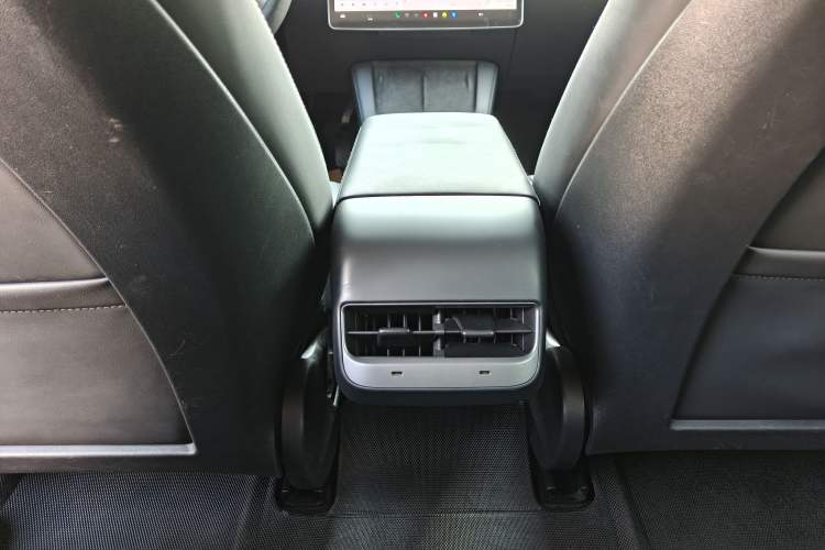 Used Tesla Model 3 2021 Standard Range Rear-Drive Upgraded Version
